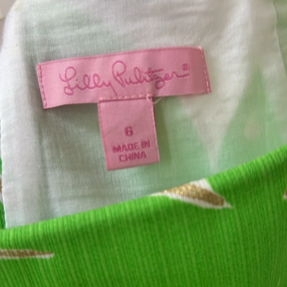 Lilly Pulitzer, mini skirt, size 6, bright green and white with gold detail. - Picture 4 of 4